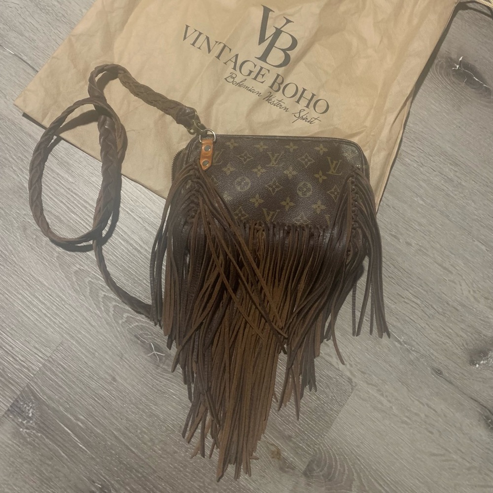 Authentic Louis Vuitton purse